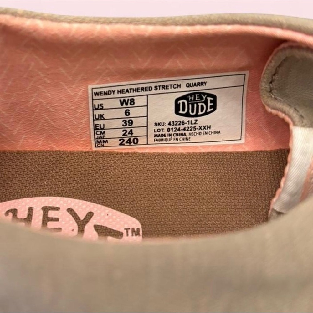 Hey Dude Shoes Size US 8 - Picture 2 of 2